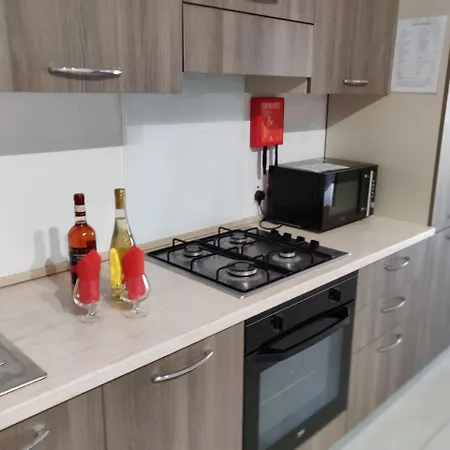 Apartamento Spacious Two Bedroom Within 5 Minutes Walk From St Thomas Bay In Marsascala Mgarr
